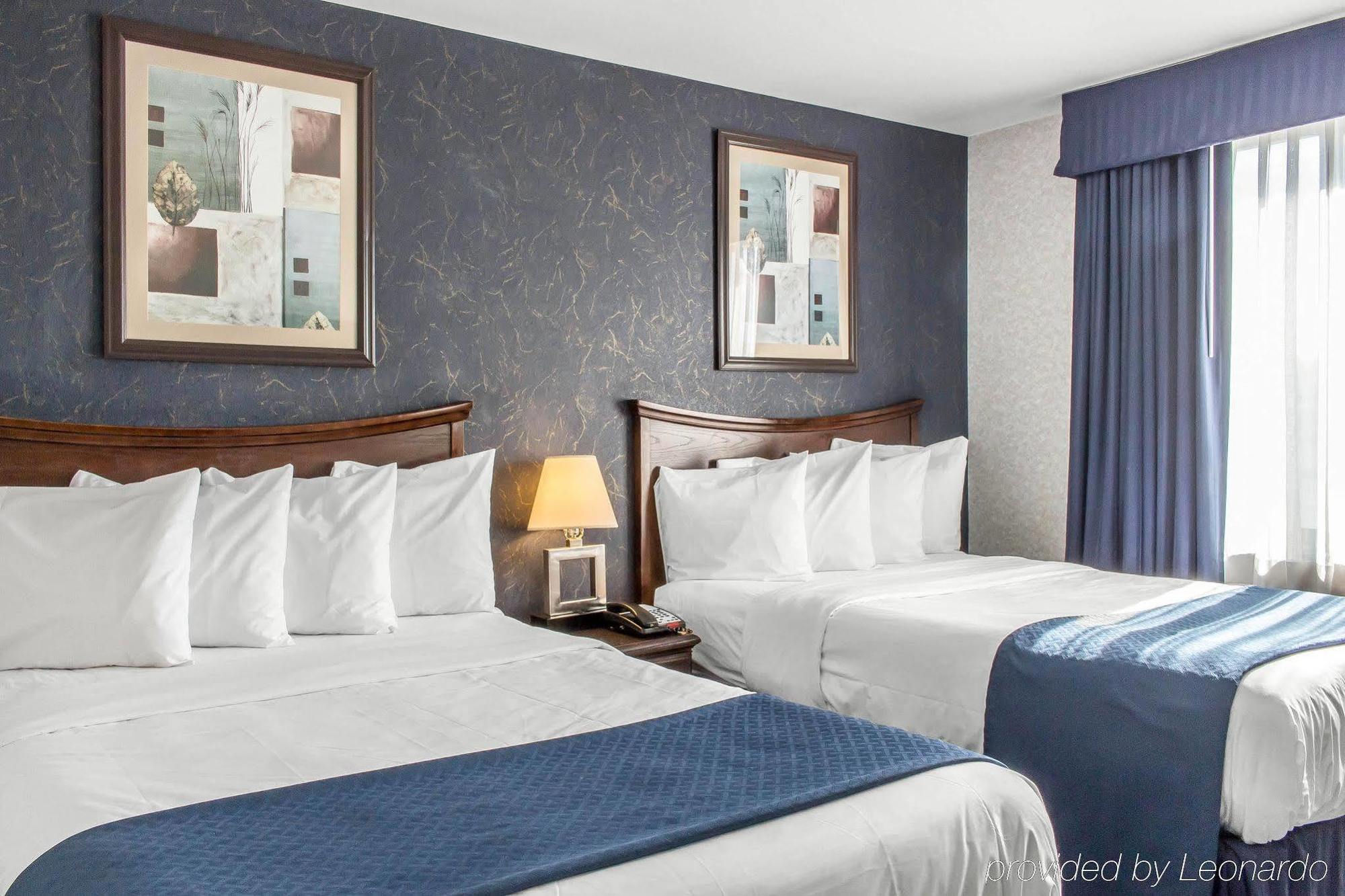 Paramount Inn Floral Park Extérieur photo