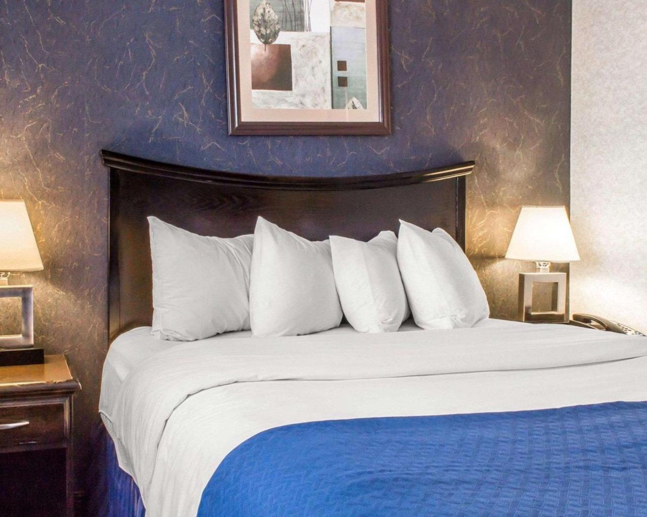 Paramount Inn Floral Park Extérieur photo