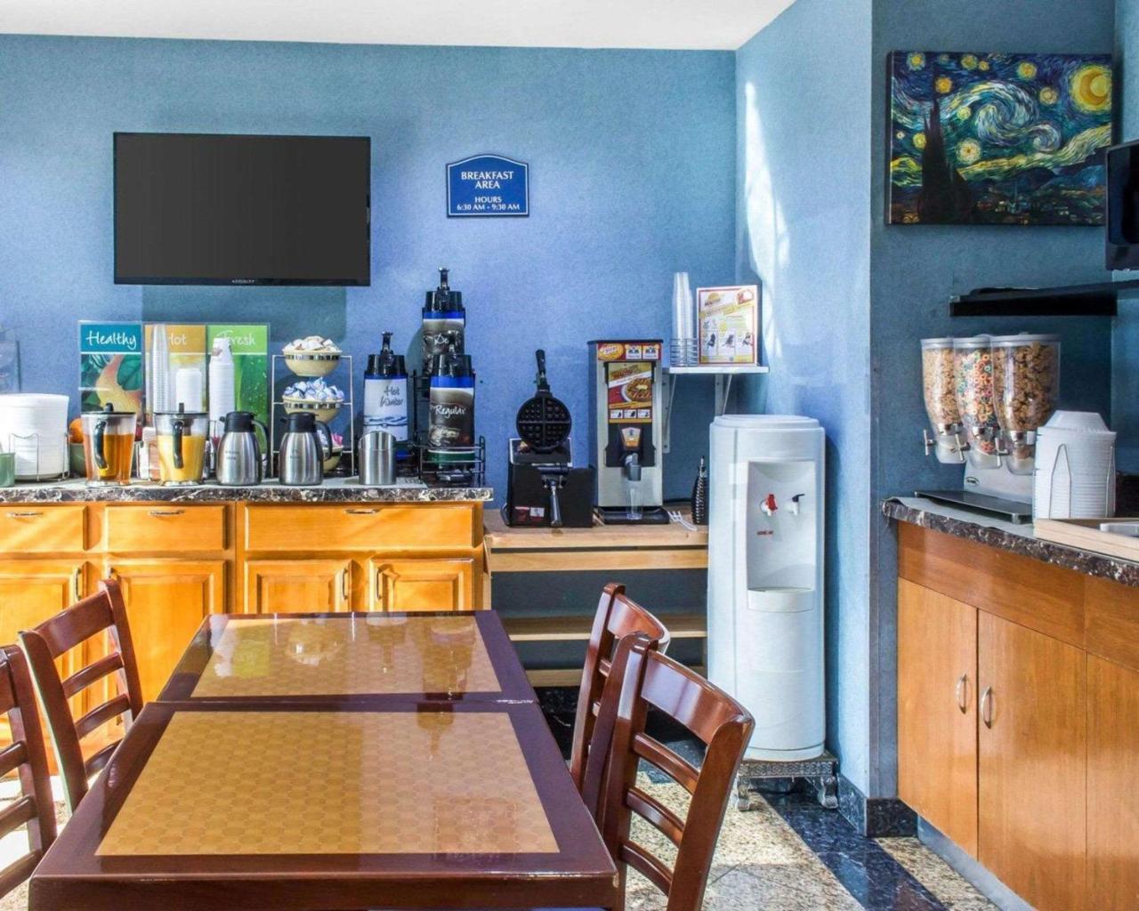Paramount Inn Floral Park Extérieur photo